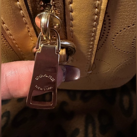 Coach mustard yellow bag with wallet and fob, everything included - Picture 5 of 5